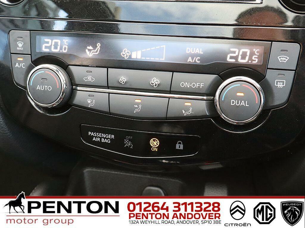 Nissan Qashqai  Red #14