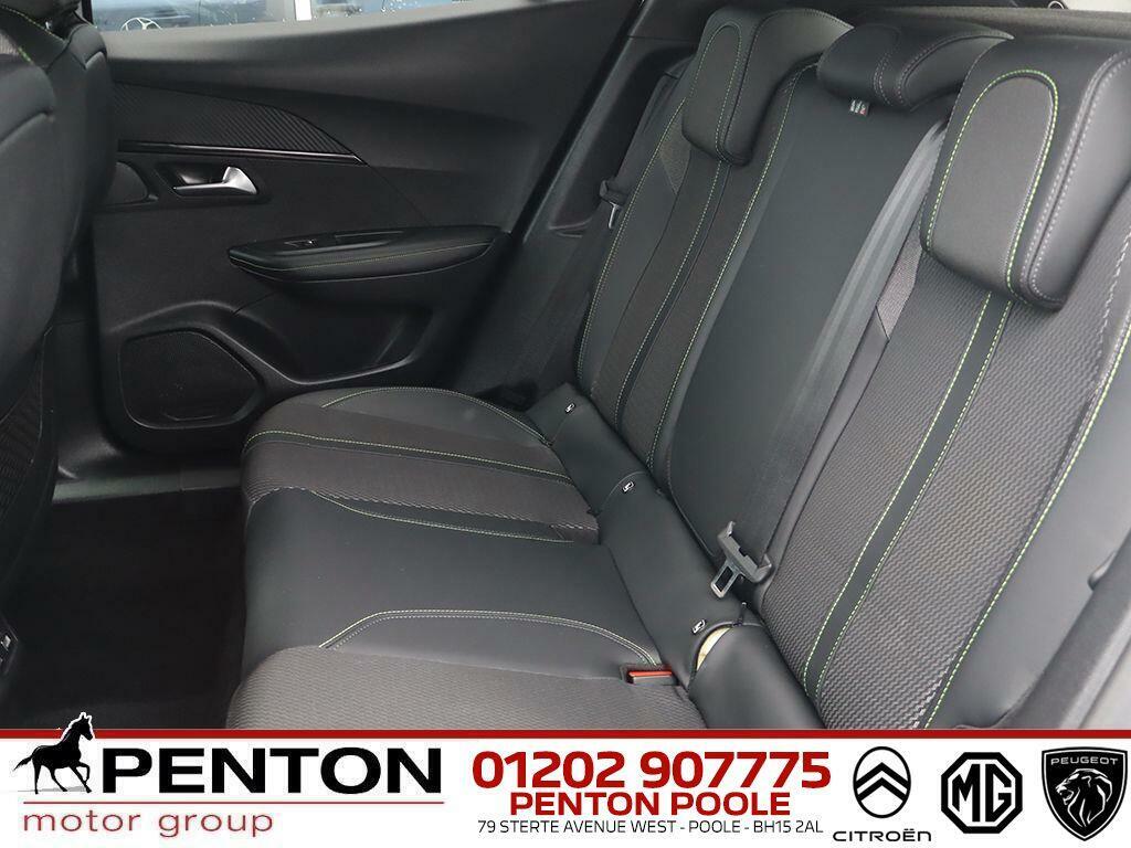 Peugeot e-2008 115Kw Allure 54Kwh Blue #7