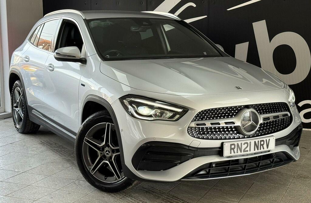 Mercedes-Benz GLA Class 1.3 Gla250e 15.6Kwh Exclusive Edition 8G-dct Euro Silver