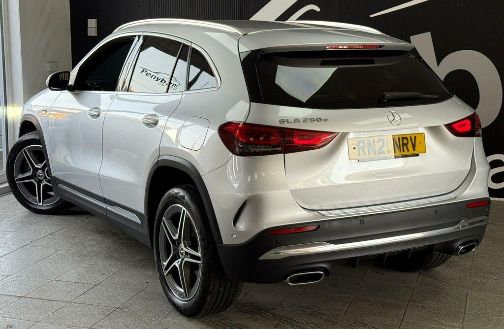 Mercedes-Benz GLA Class 1.3 Gla250e 15.6Kwh Exclusive Edition 8G-dct Euro RN21NRV Silver #4