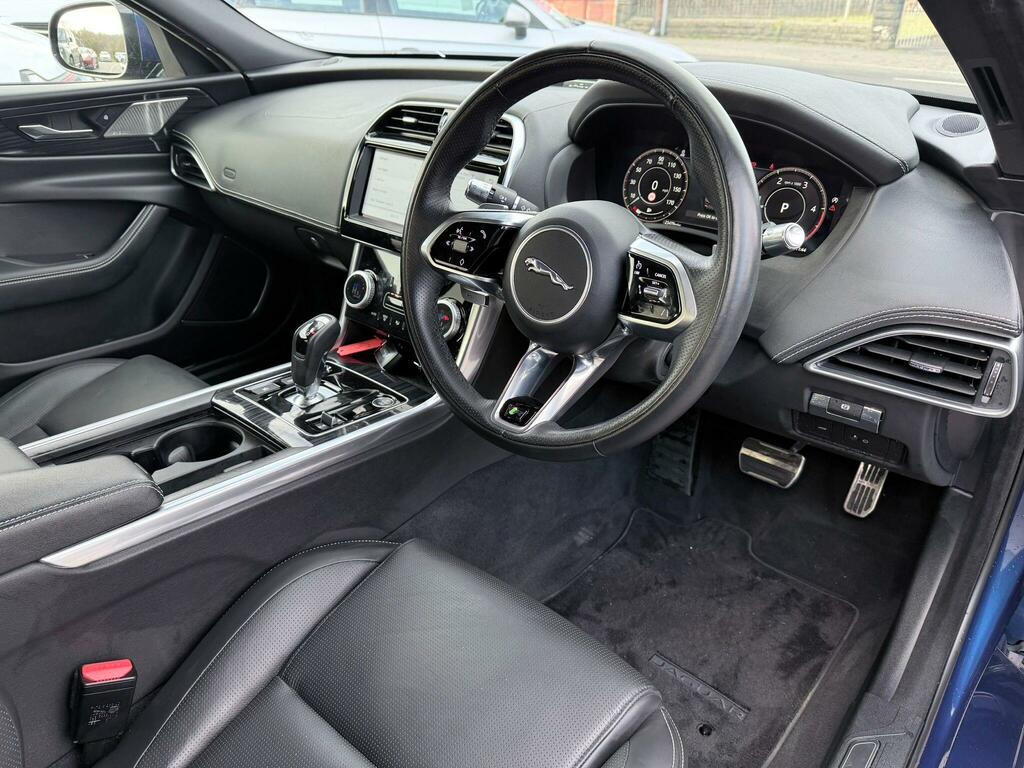 Jaguar XE 2.0 D200 Mhev R-dynamic Hse Euro 6 Ss Blue #2
