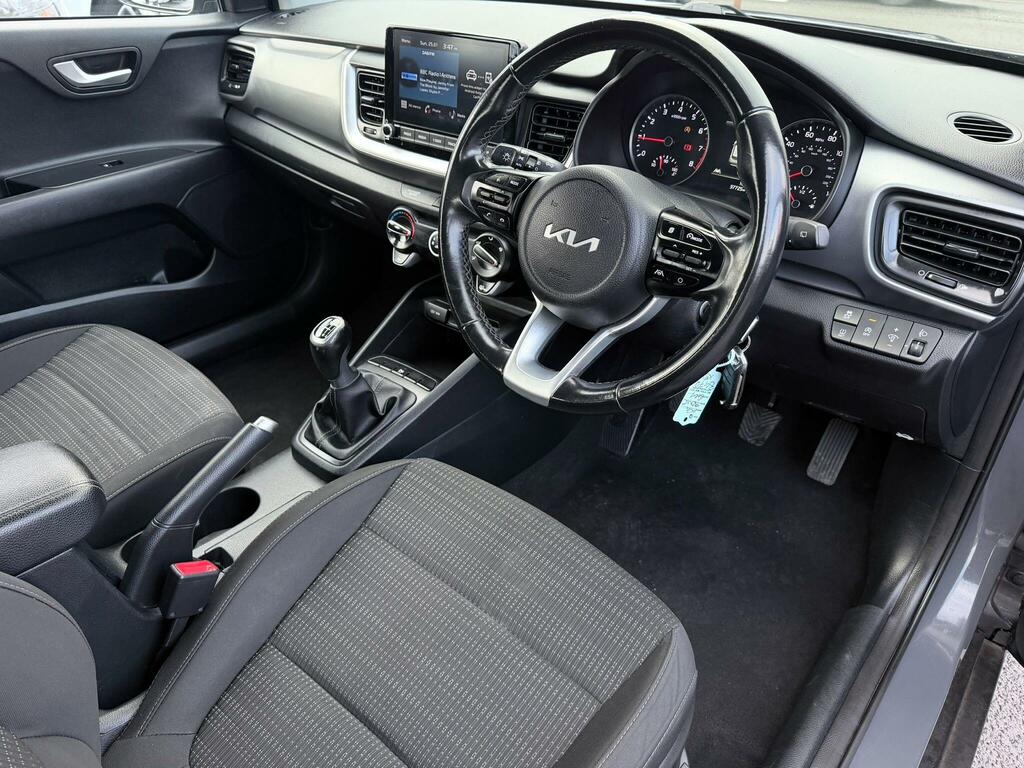Kia Stonic 1.0 T-gdi 2 Euro 6 Ss BG72XBY Grey #2