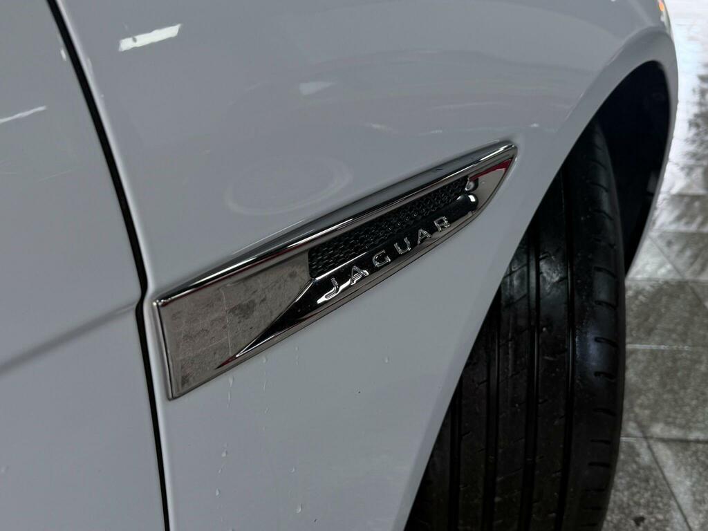 Jaguar XF 2.0D Portfolio Sportbrake Euro 6 Ss White #5