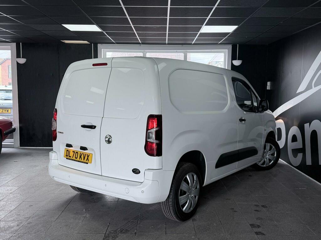 Vauxhall Combo 1.6 Turbo D 2300 Sportive L1 H1 Euro 6 Ss DL70KVX White #3