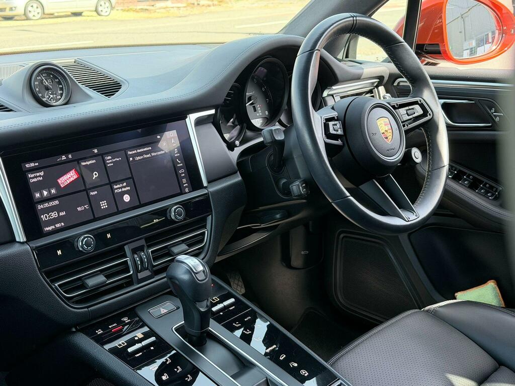 Porsche Macan 2.0T T Pdk 4Wd Euro 6 Ss J54LLY Orange #2