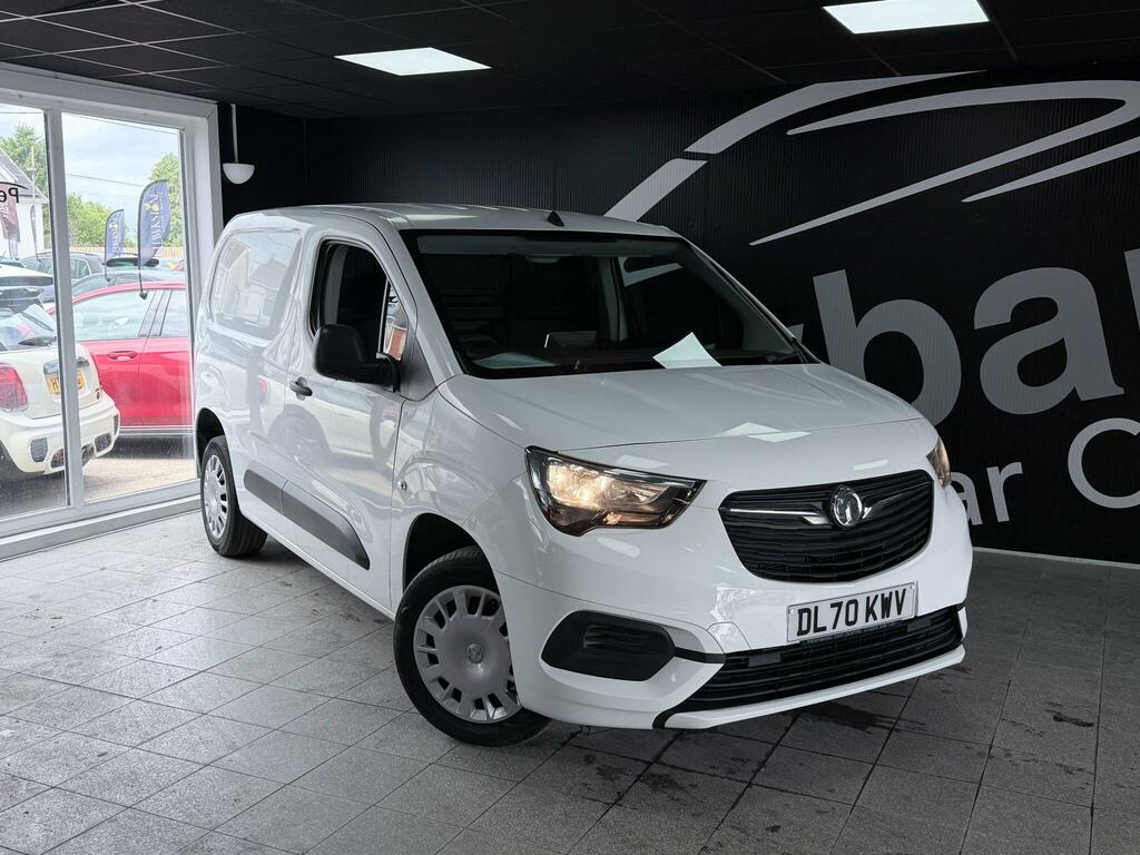 Vauxhall Combo 1.6 Turbo D 2300 Sportive L1 H1 Euro 6 Ss White