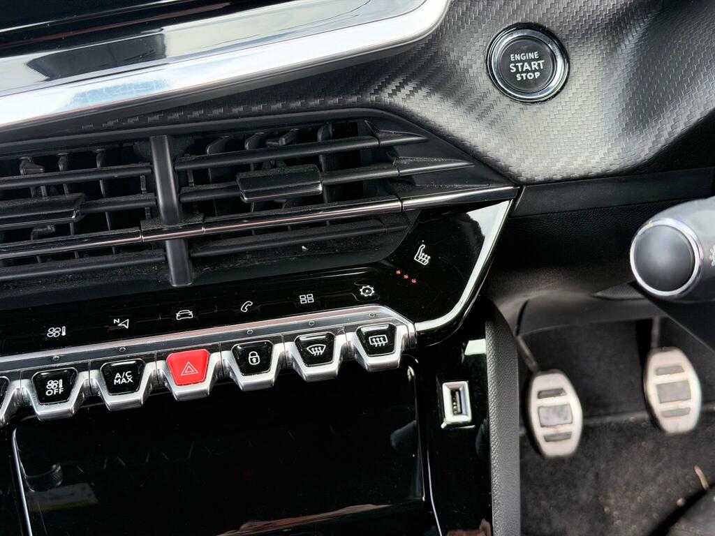 Peugeot 2008 1.2 Puretech 130 Allure Eat8 Grey #44