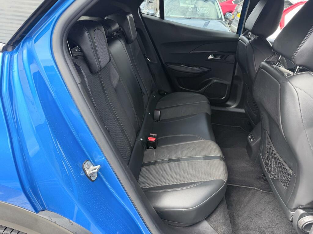 Peugeot 2008 1.2 Puretech 130 Allure Eat8 Grey #47
