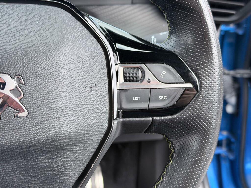 Peugeot 2008 1.2 Puretech 130 Allure Eat8 Grey #27