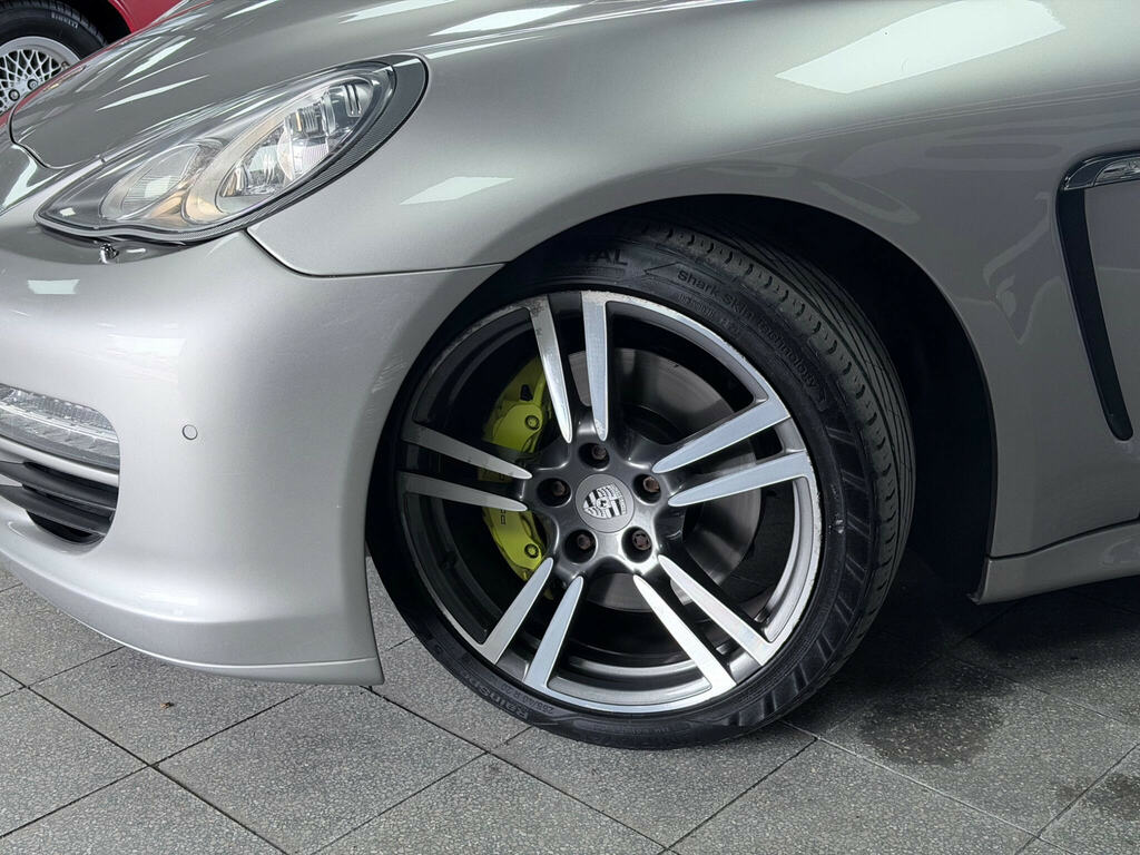 Porsche Panamera Hatchback 3.0D V6 Tiptronics Euro 5 201212 White #12
