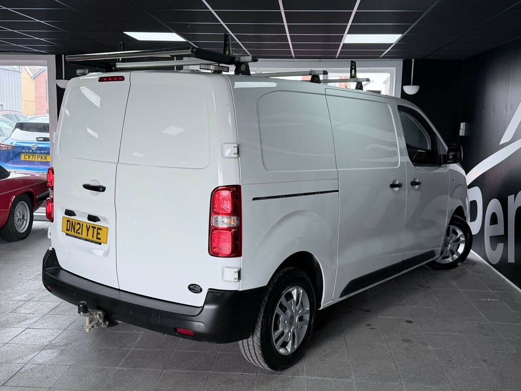 Vauxhall Vivaro 2.0 Turbo D 3100 Dynamic L1 H1 Euro 6 Ss 6Dr White #2