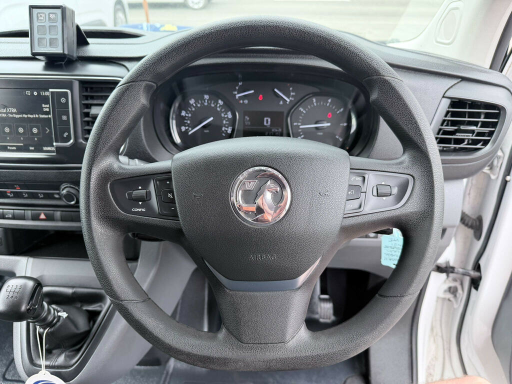 Vauxhall Vivaro Vivaro-e 3100 Dynamic White #21