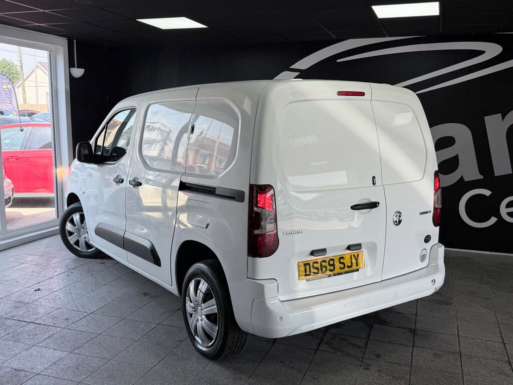 Vauxhall Combo 1.5 Turbo D Blueinjection Energy Mpv Ma Blue #17