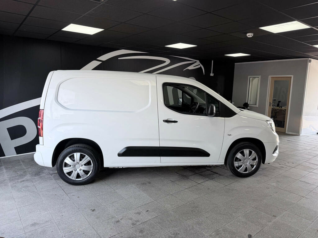 Vauxhall Combo 1.6 Turbo D 2300 Sportive L1 H1 Euro 6 Ss White #6