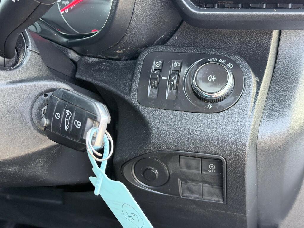Vauxhall Combo 1.5 Turbo D Blueinjection Energy Mpv Ma Blue #24