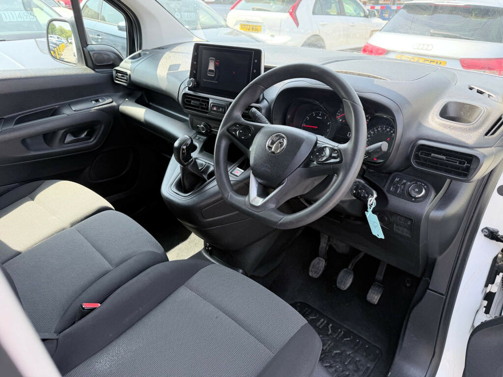 Vauxhall Combo 1.5 Turbo D Blueinjection Energy Mpv Ma Blue #20