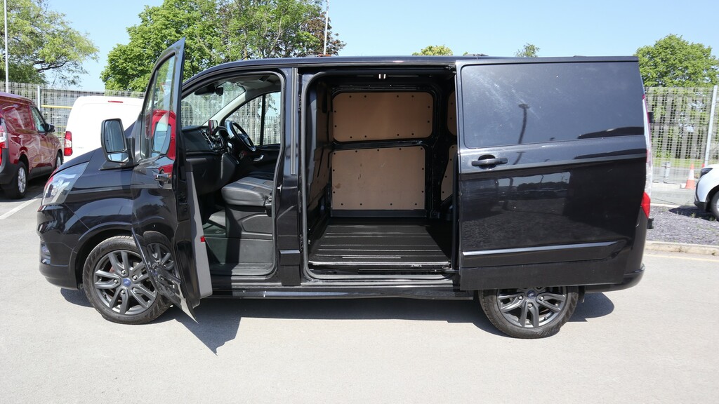 Ford Transit Custom 290 L1 Swb H1 Sport 170Ps Panel Van ME23XWW Black #5