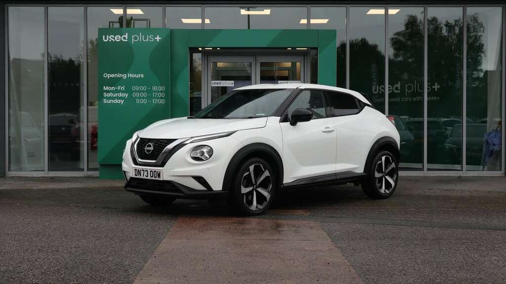 Nissan Juke 1.0 Dig-t 114 Tekna DN73OOW White #2