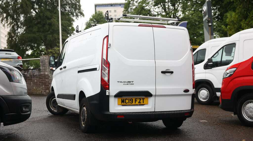Ford Transit Custom 2.0 Tdci 105Ps Low Roof Van MC19FZT White #4