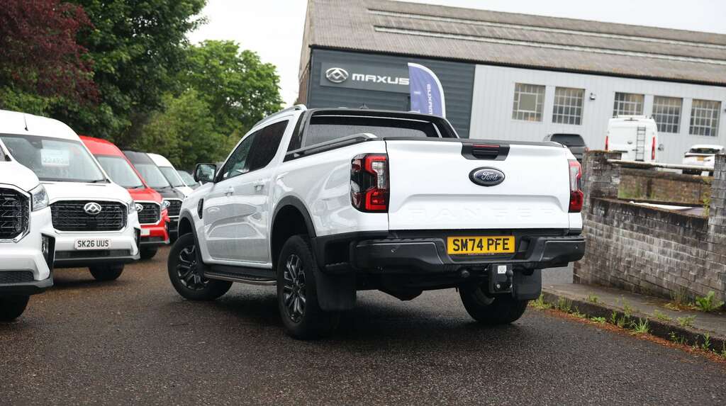 Ford Ranger Pick Up Double Cab Wildtrak 2.0 Ecoblue 205 White #4