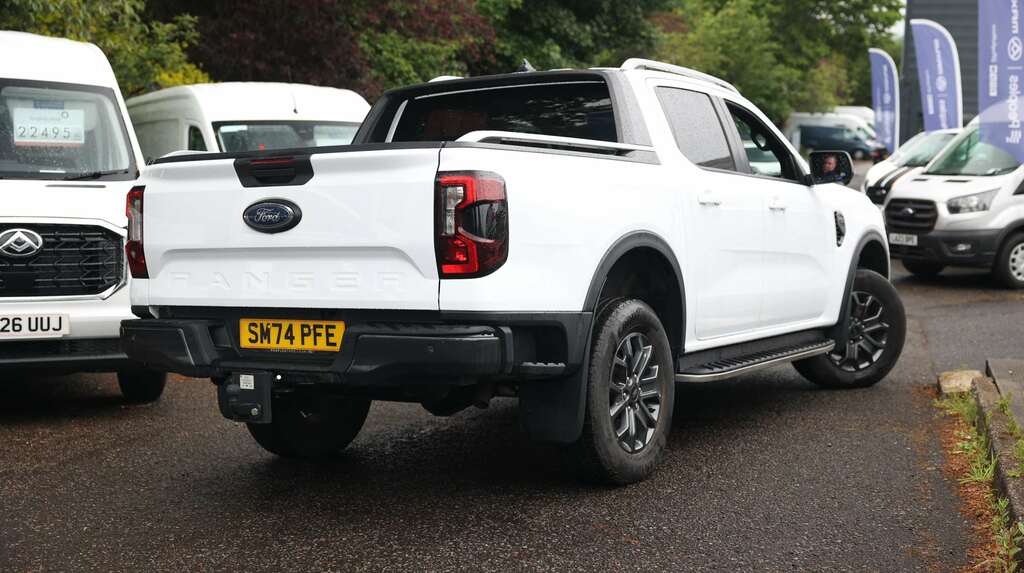 Ford Ranger Pick Up Double Cab Wildtrak 2.0 Ecoblue 205 SM74PFE White #3