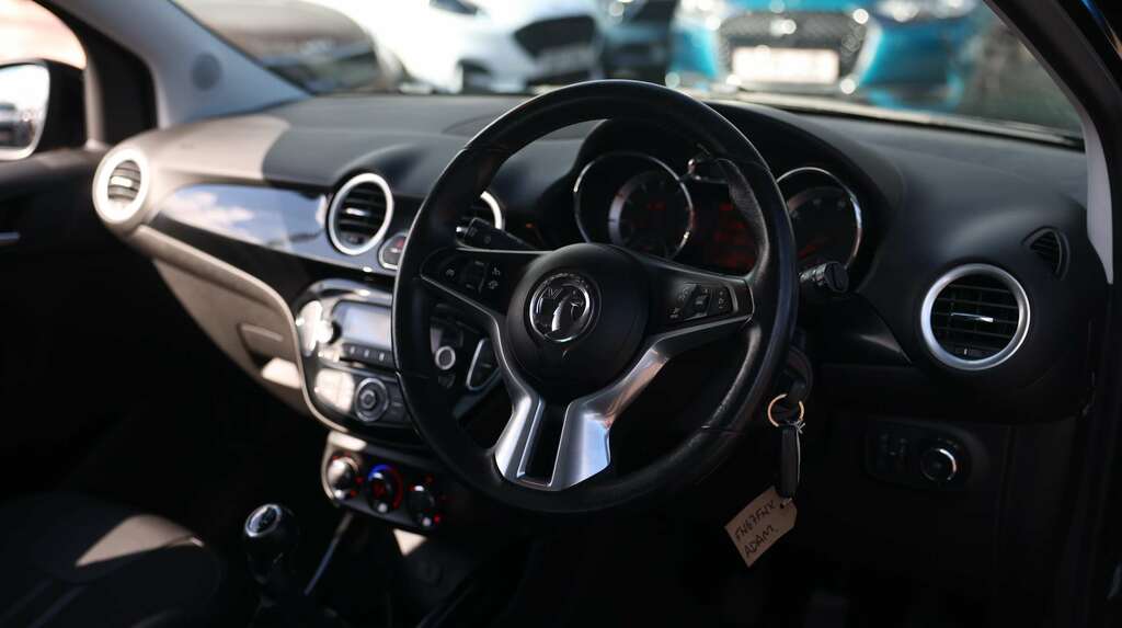 Vauxhall Adam Energised White #20