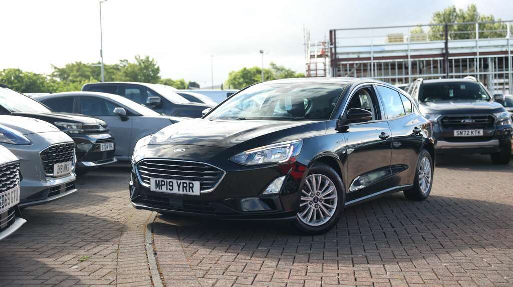 Ford Focus 1.0 Ecoboost 125 Titanium Black
