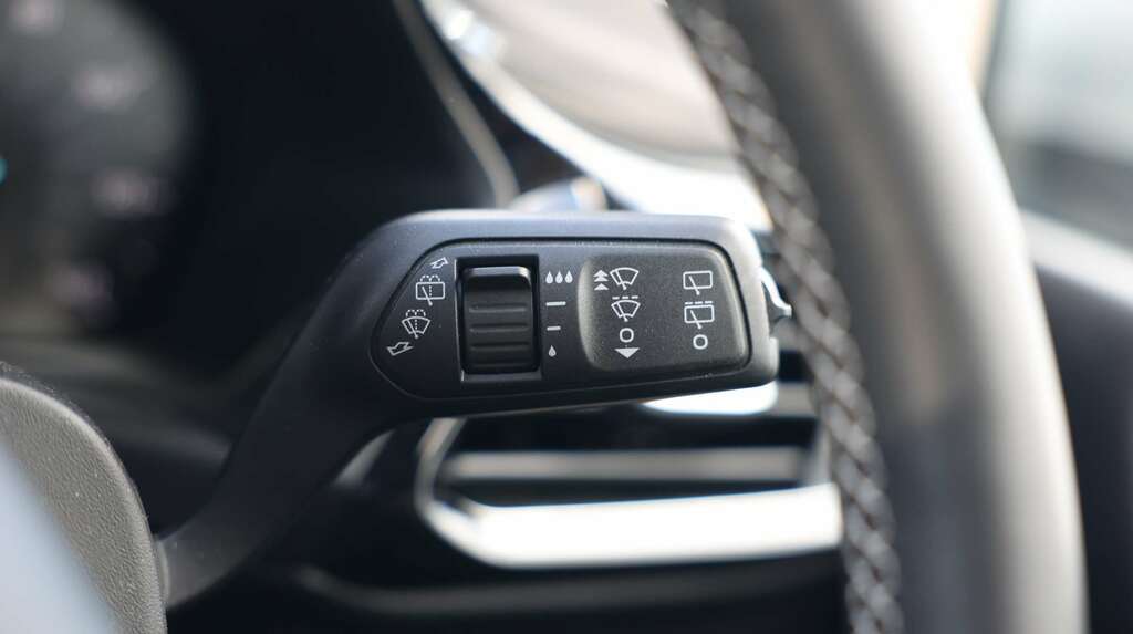 Ford Fiesta Hatchback Grey #31