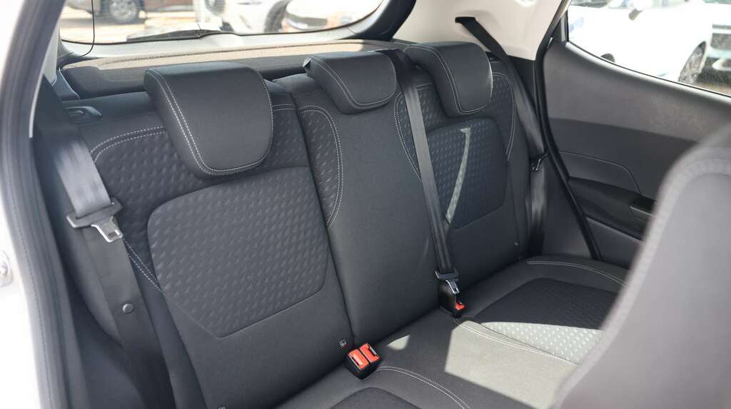 Ford Fiesta Hatchback Grey #16