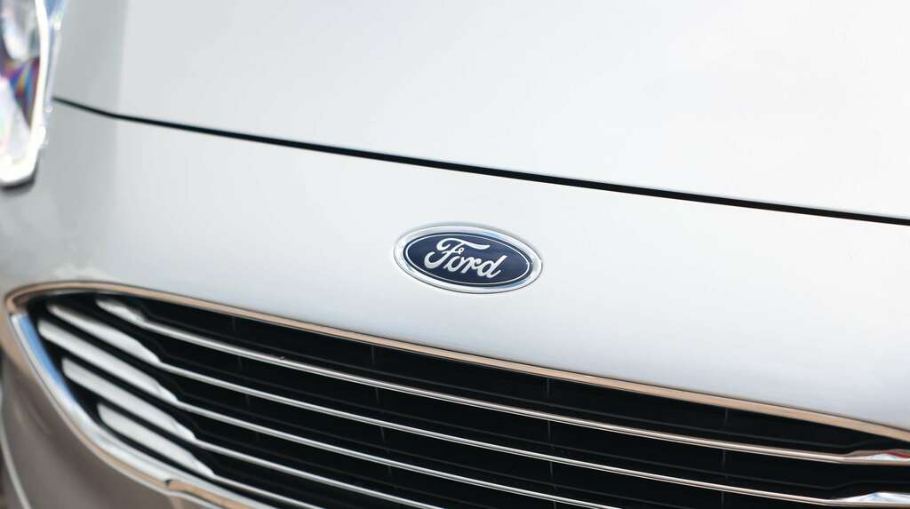 Ford Fiesta Hatchback Grey #11