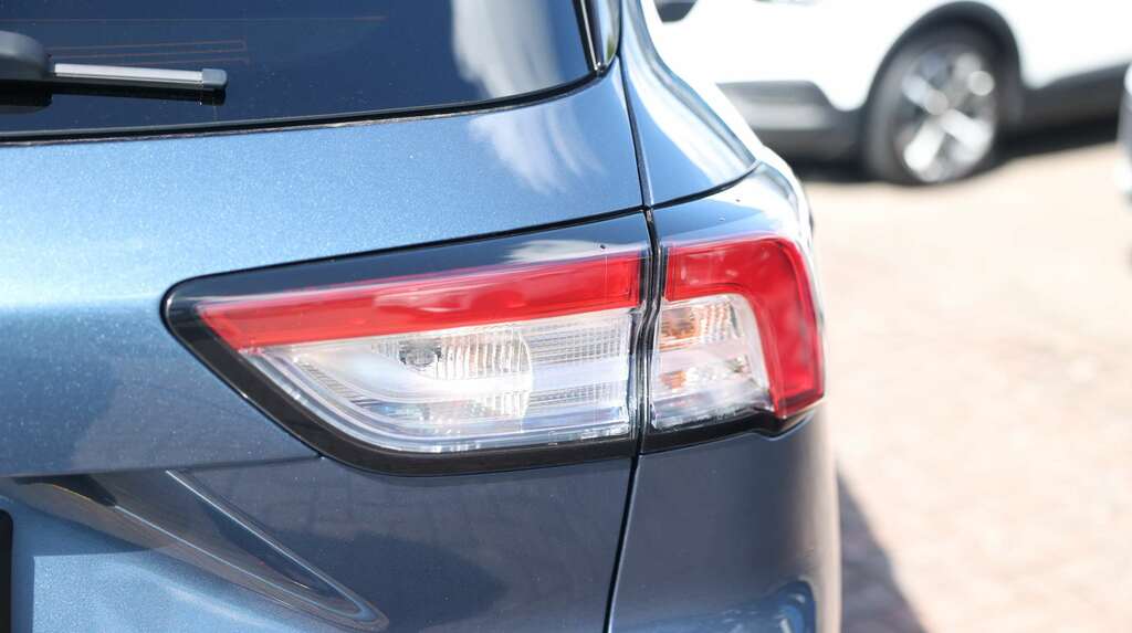 Ford Kuga 2.5 Phev Black Package Edition Cvt Silver #9