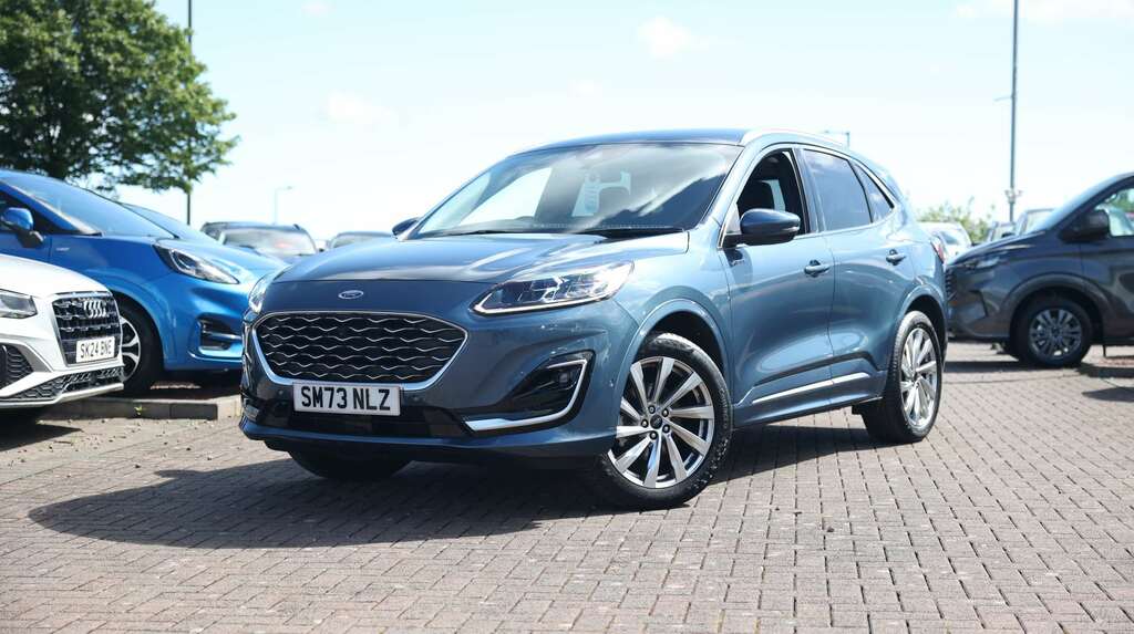 Ford Kuga 2.5 Phev Black Package Edition Cvt Silver #1