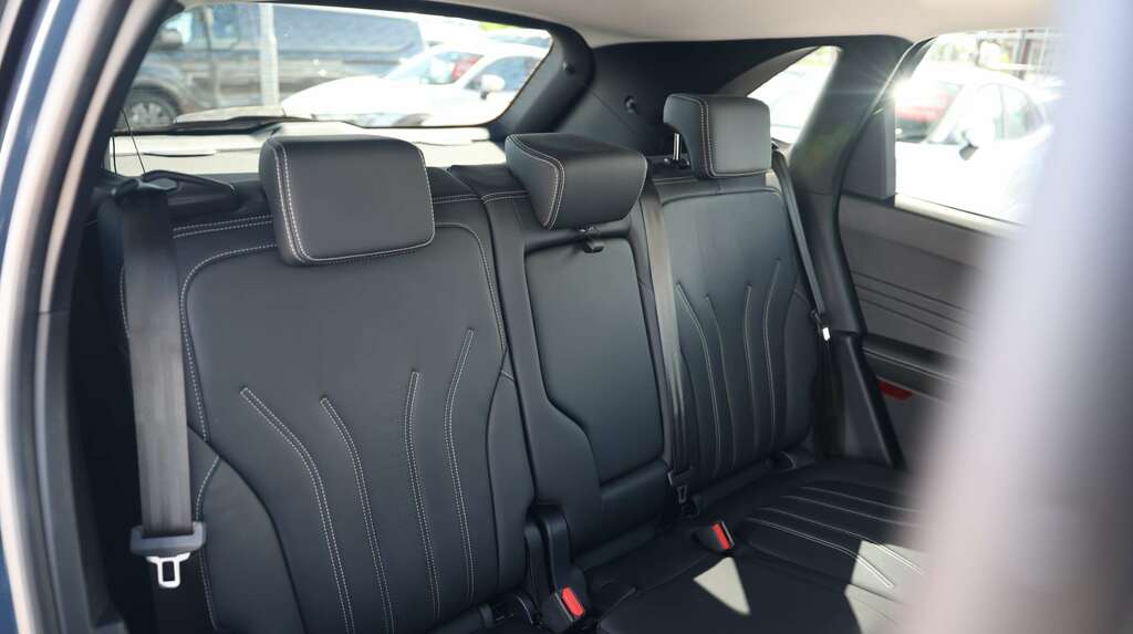 Ford Kuga 2.5 Phev Black Package Edition Cvt Silver #18