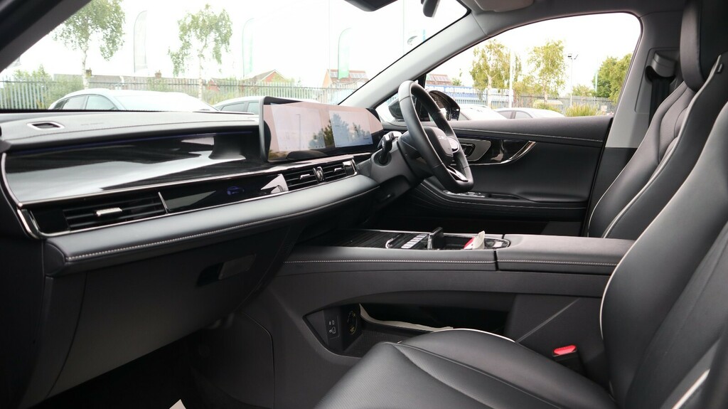 Omoda E5 61.05Kwh Noble #23