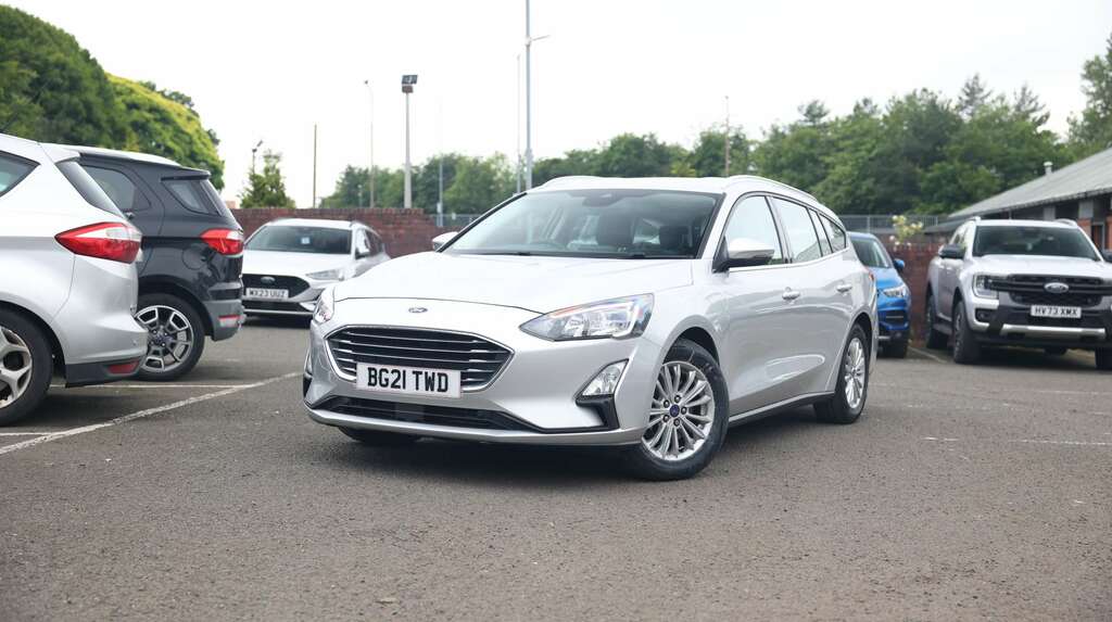 Ford Focus 1.0 Ecoboost Hybrid Mhev 125 Titanium Edition Silver