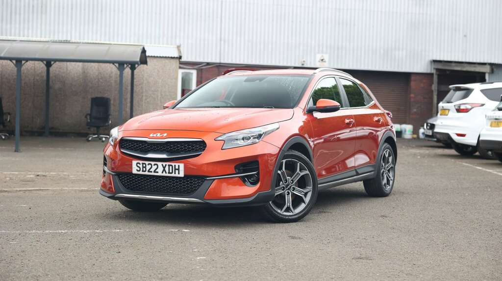 Kia Xceed 1.0T Gdi Isg Connect Orange