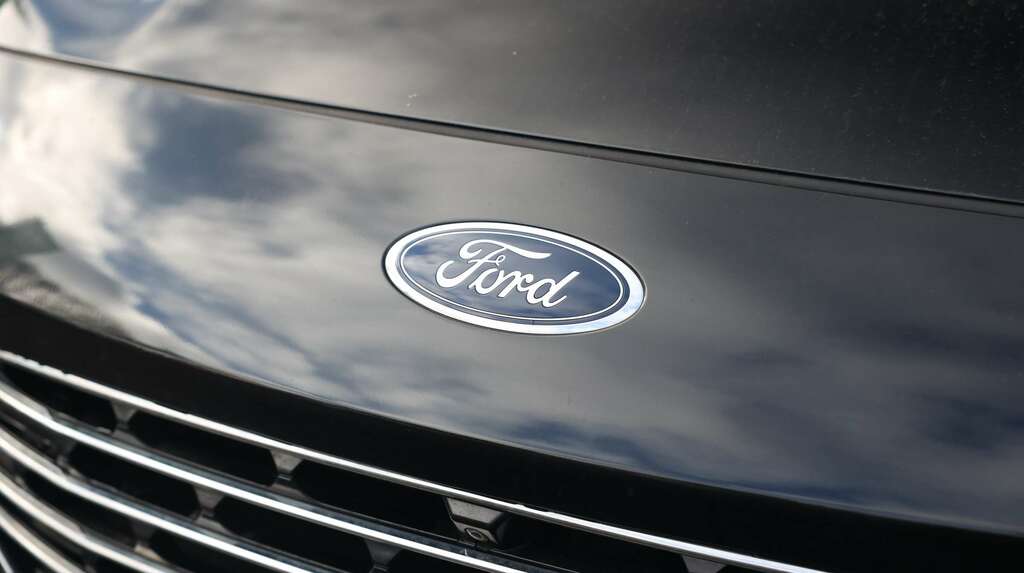 Ford Kuga 2.5 Fhev St-line X Edition Cvt Black #13