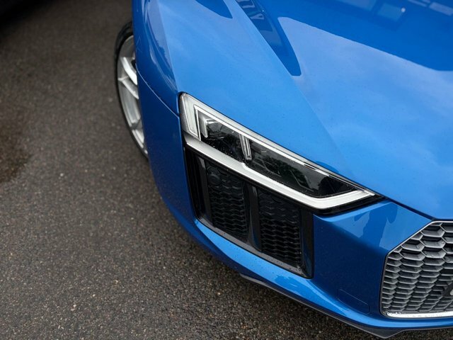 Audi R8 V10 Plus Quattro Red #13