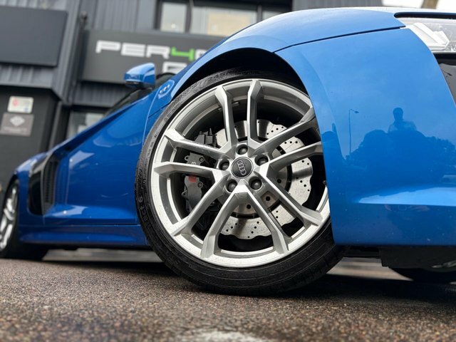 Audi R8 V10 Plus Quattro Red #11
