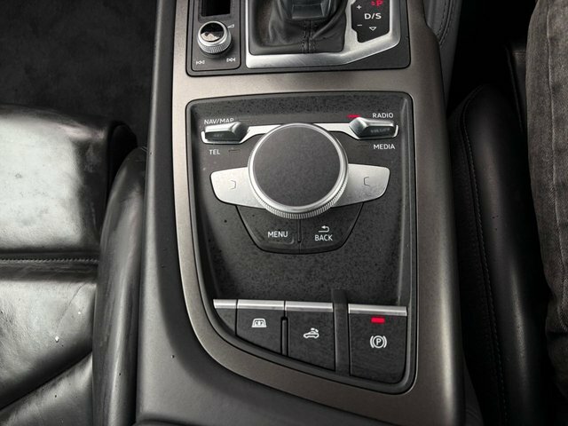 Audi R8 V10 Plus Quattro Red #63