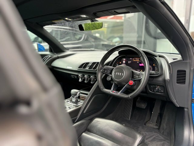 Audi R8 V10 Plus Quattro Red #51