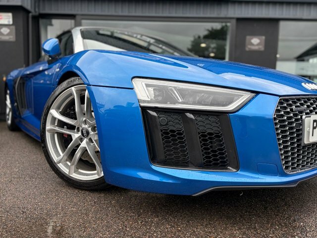 Audi R8 V10 Plus Quattro Red #12