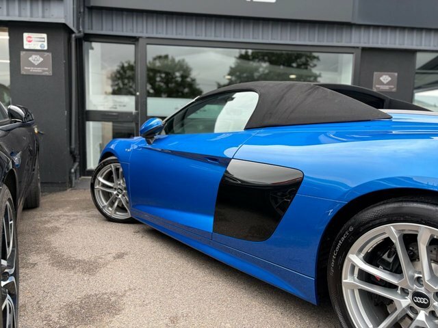 Audi R8 V10 Plus Quattro Red #39