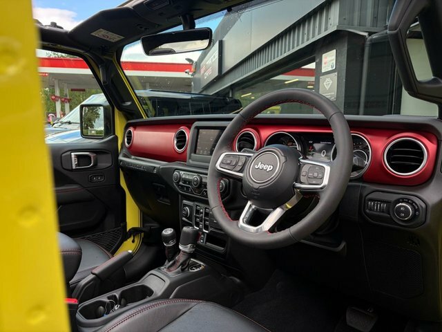 Jeep Wrangler 2.0 Gme Overland Red #68