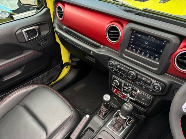 Jeep Wrangler 2.0 Gme Overland Red #73