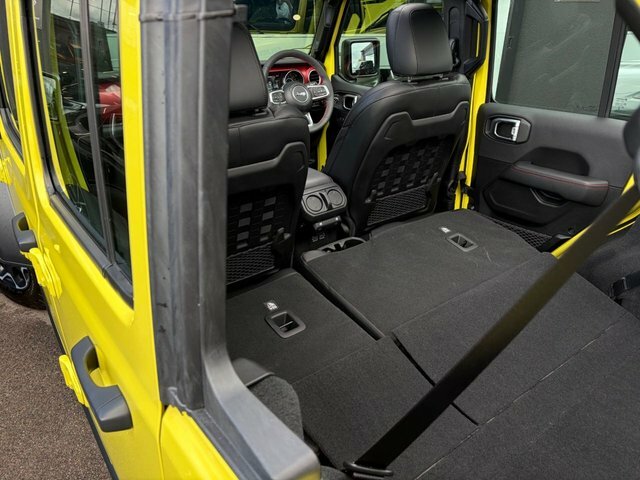 Jeep Wrangler 2.0 Gme Overland Red #92