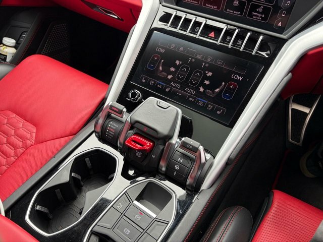 Lamborghini Urus Suv #46