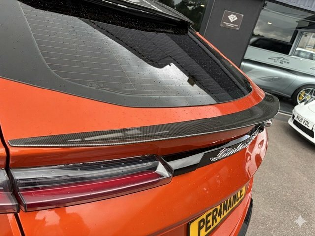 Lamborghini Urus Suv #38