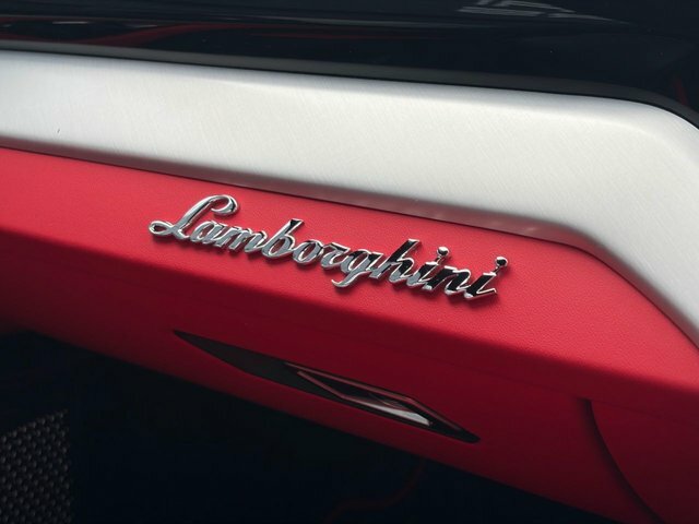 Lamborghini Urus Suv #17