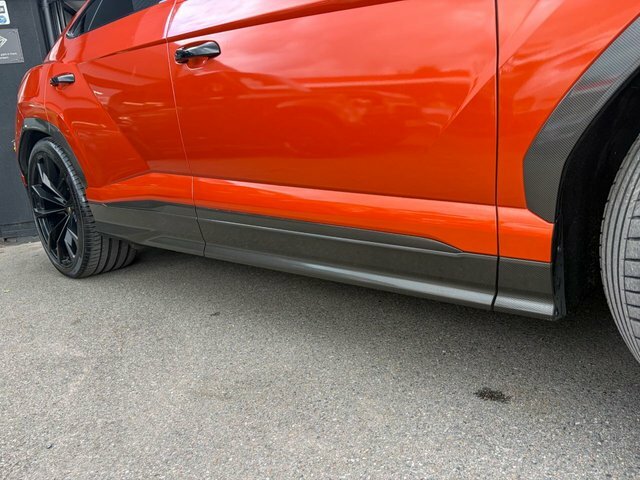 Lamborghini Urus Suv #28